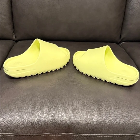 Yeezy Slides in Neon Lime - Picture 5 of 5